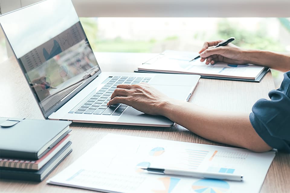 SEOの仕組みと対策は継続的な取り組みが必要